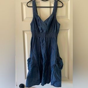 Jean dress with side pockets
